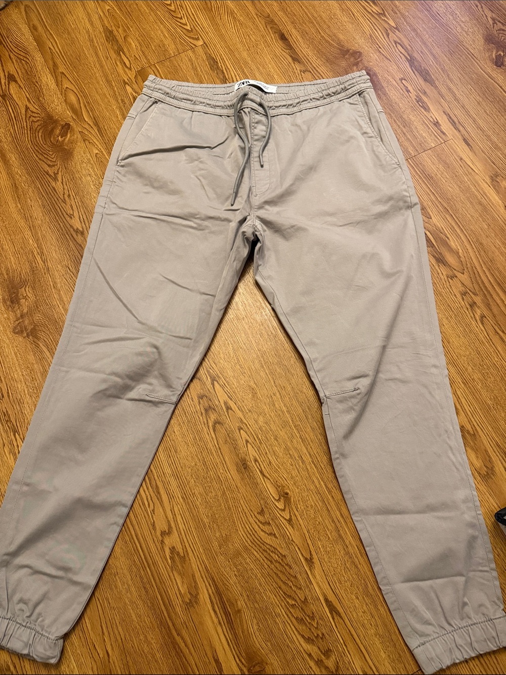 Zara Men's Jogger Pants in Light Grey